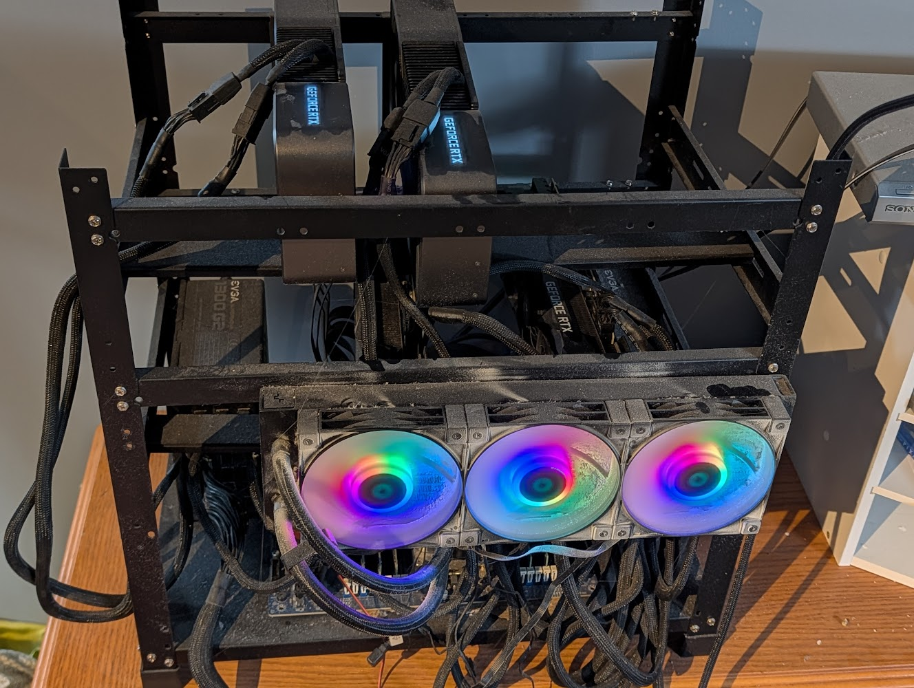 A Ralph Loop for Reading: Beating GPT 5.2 with a 4k Context Window (and 4 GPUs)